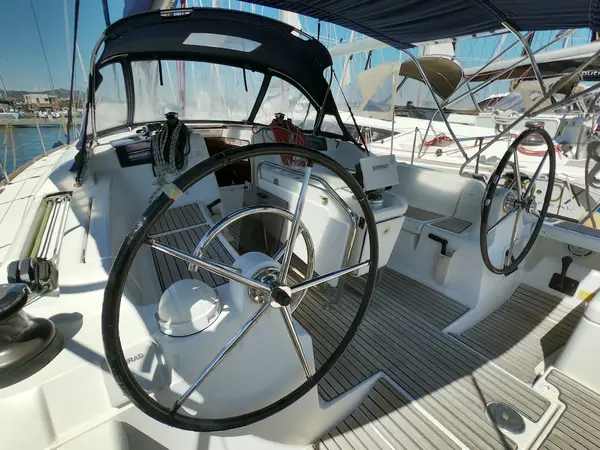 Piedanlo - Sun Odyssey 409