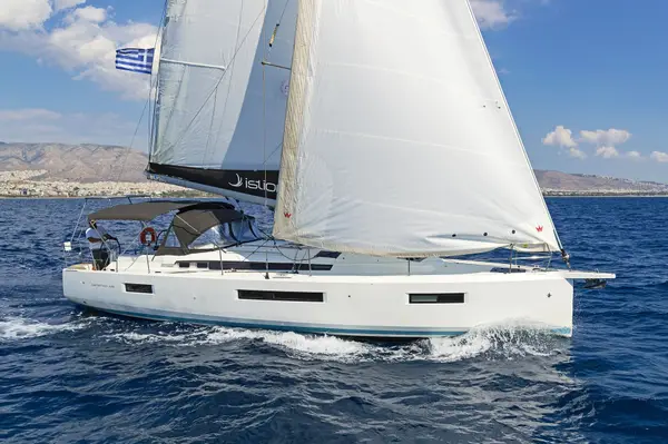 Mike Charlie - Sun Odyssey 440