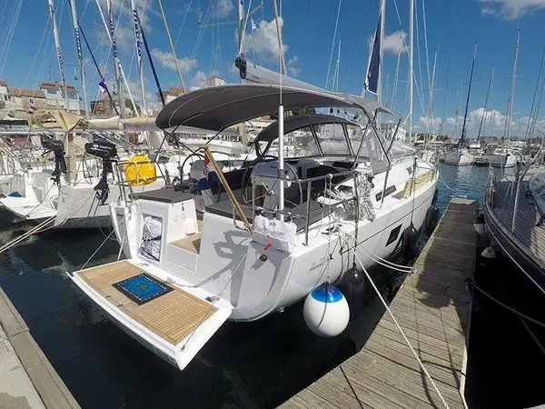 Podatok Too - Hanse 458