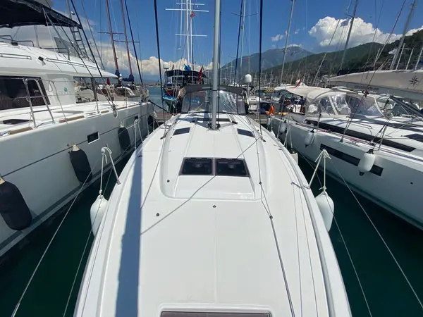 Lornia - Sun Odyssey 440