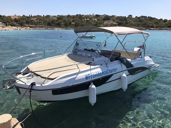 Beneteau Flyer 7.7 Sun Deck - Beneteau Flyer 7.7 Sun Deck