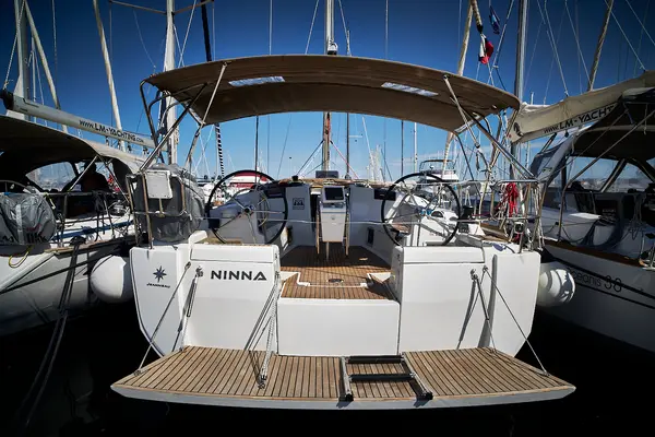 Nina - Sun Odyssey 449