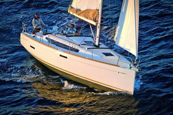 Carelli - Sun Odyssey 389