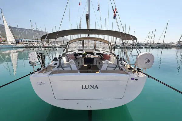 Luna - Hanse 415