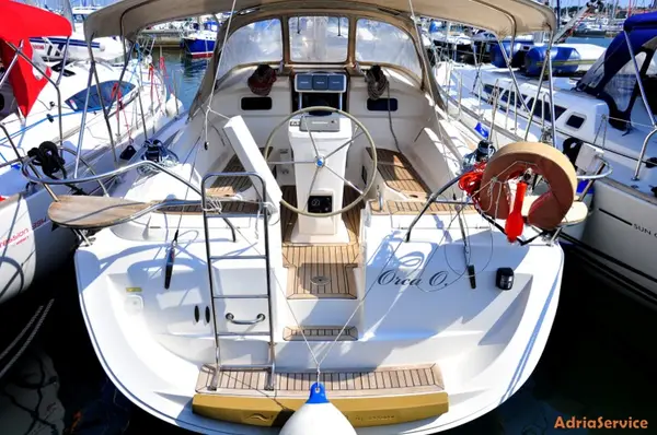 Orca O - Elan 384 Impression