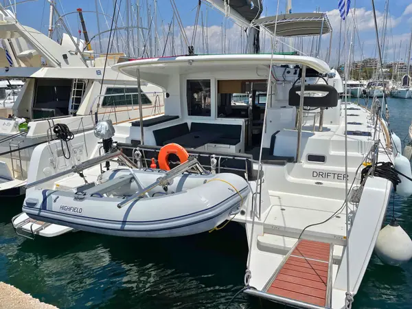 Drifter - Lagoon 40