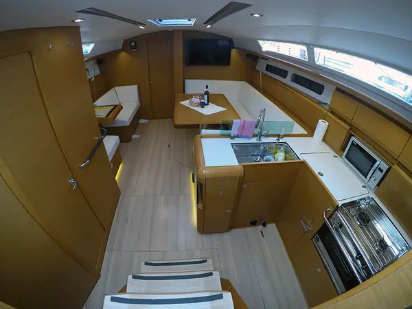 Elissa - Sun Odyssey 449