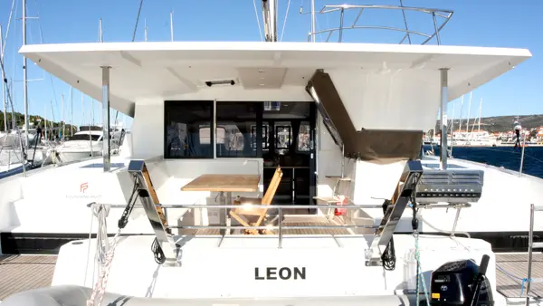 Leon - Fountaine Pajot Lucia 40