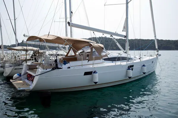 Vuschi - Elan Impression 50