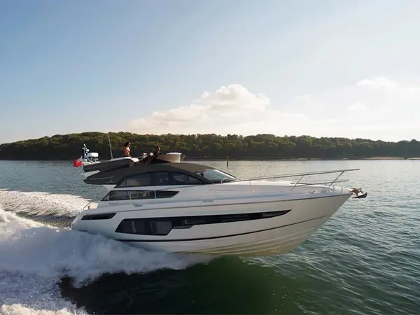 Get Lucky - Fairline Squadron 50