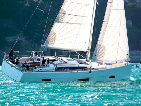 Barone - Dufour 390 GL