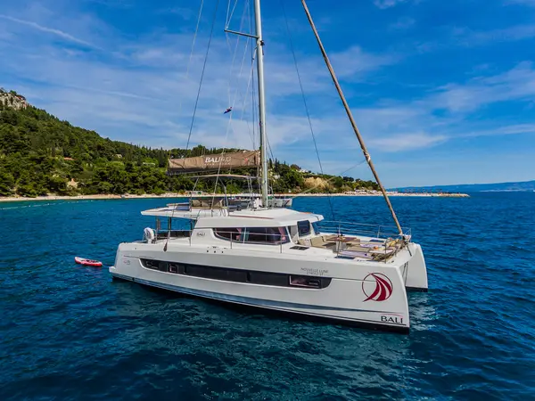Nouvelle Lune - Bali 4.6