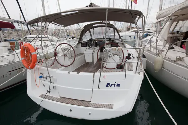 Erin - Sun Odyssey 379