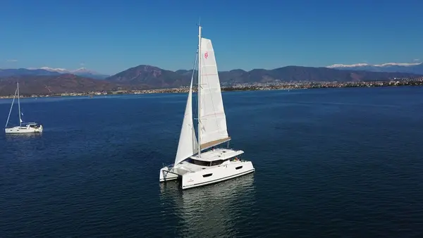 Gloria - Fountaine Pajot Astrea 42