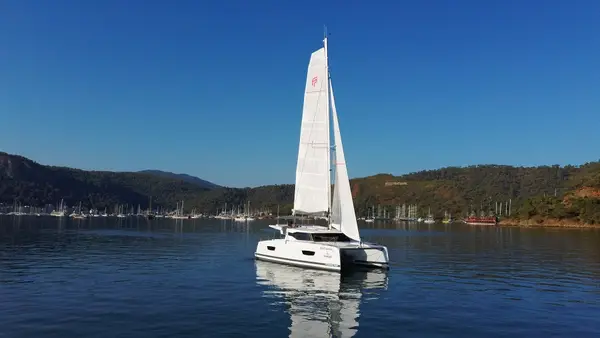 Blue Orion - Fountaine Pajot Isla 40