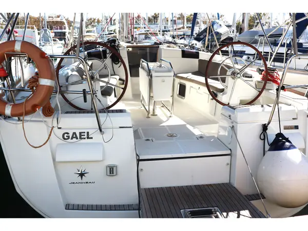 Gael - Sun Odyssey 439