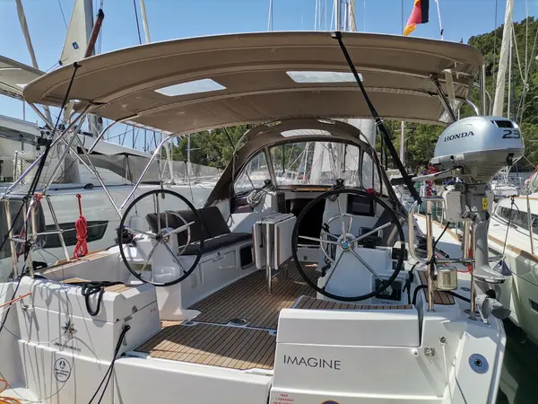 Imagine - Sun Odyssey 389