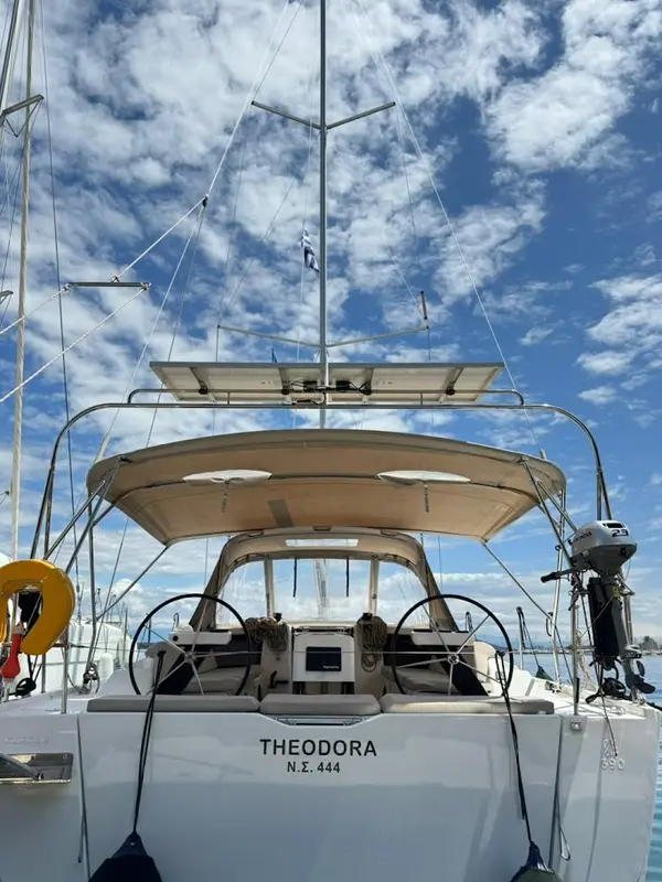 Theodora - Dufour 390 GL