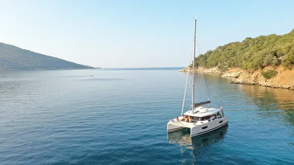 Anasa - Fountaine Pajot Isla 40