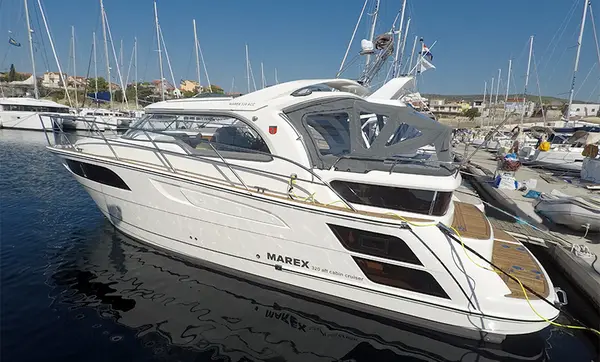 Morski konjic - Marex 320 ACC