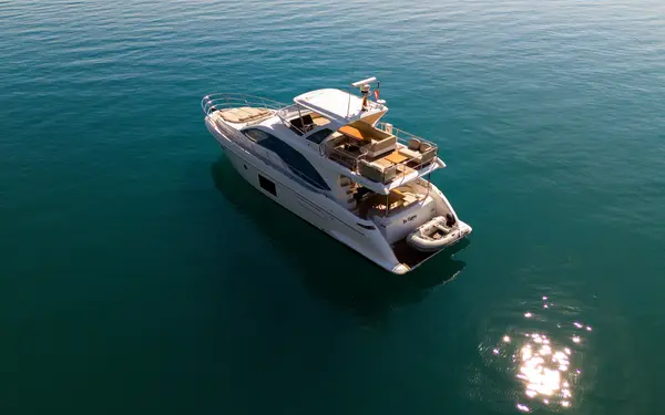 Be Happy - Azimut 55 Fly