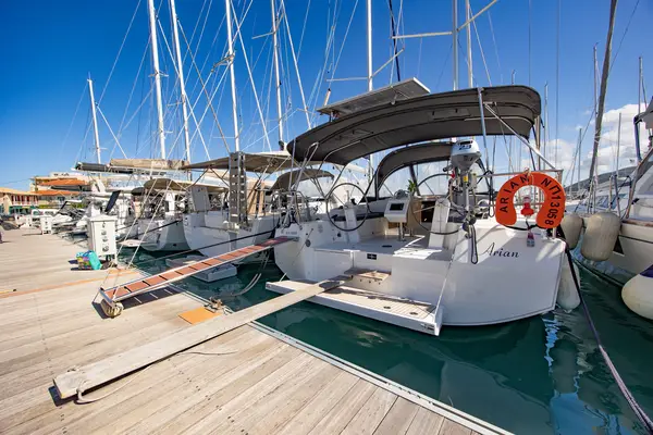 Arian - Bavaria C42