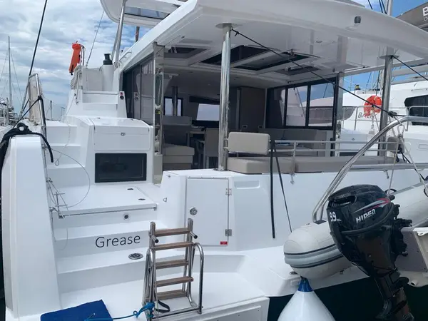 Grease - Bali 4.4