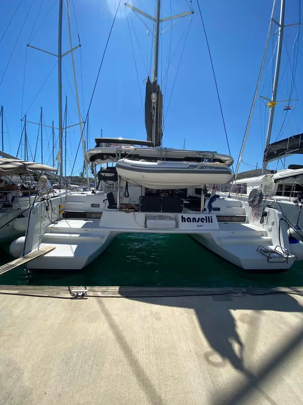 Hanselli - Lagoon 42