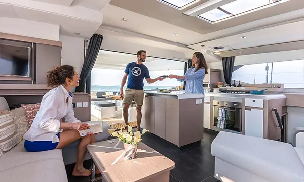 Ocean Eye - Fountaine Pajot Aura 51