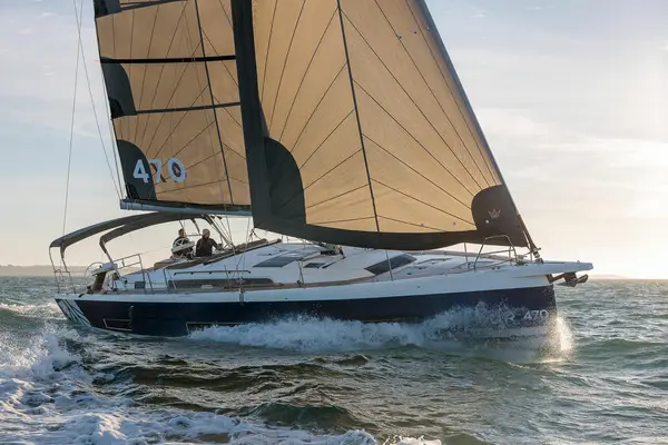 Reventador 2 - Dufour 470