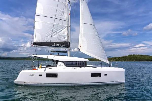 First Adventure - Lagoon 42