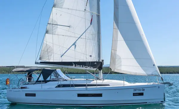 First Passion - Oceanis 40.1