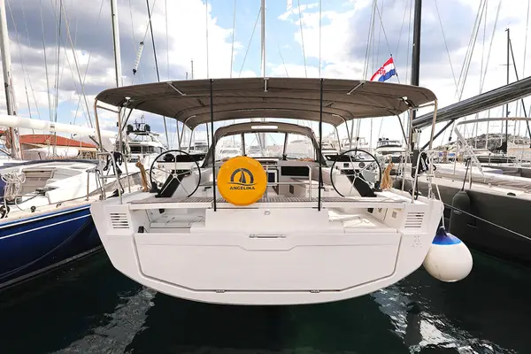 Blue Wave - Dufour 470