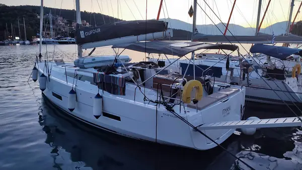 Ithaki - Dufour 430 GL