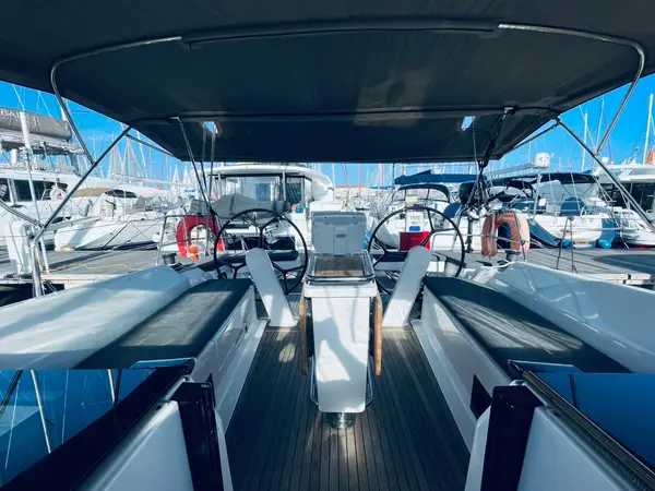 Mersina - Hanse 418