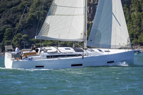 Alma Libre X - Dufour 430