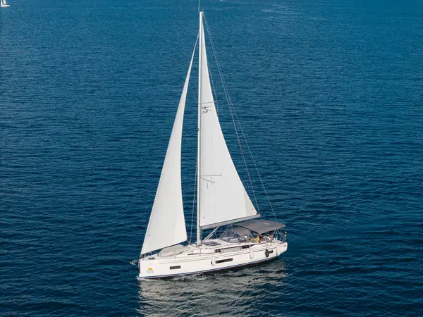 Iris - Bavaria C46