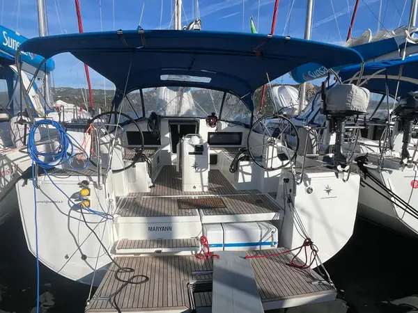 Maryann - Sun Odyssey 440