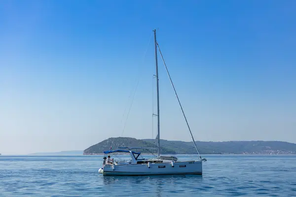 Anima Maris III - Oceanis 38.1
