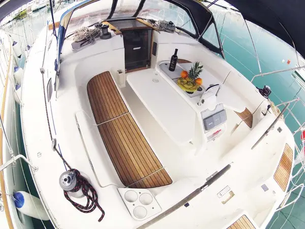 Luna V - Gib Sea 43