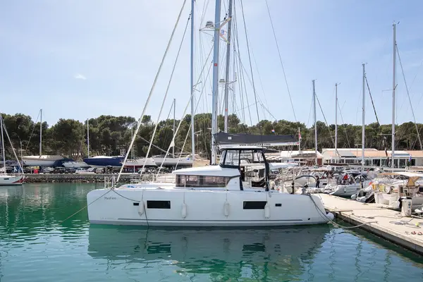 Mare Fiero - Lagoon 42