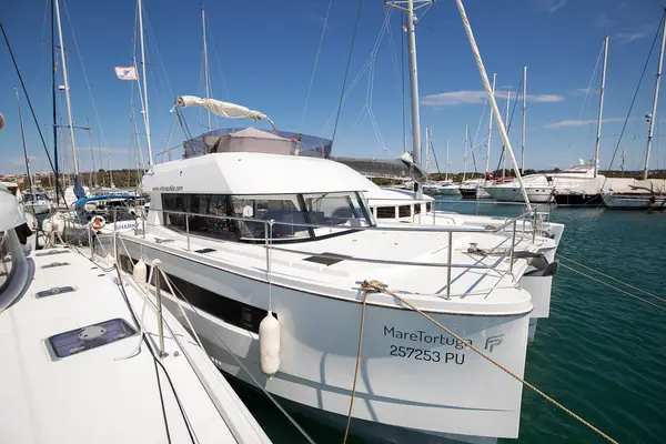 Mare Tortuga - Fountaine Pajot MY 37