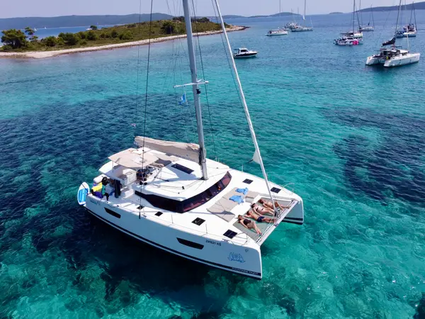 Ocean Allure - Fountaine Pajot Astrea 42