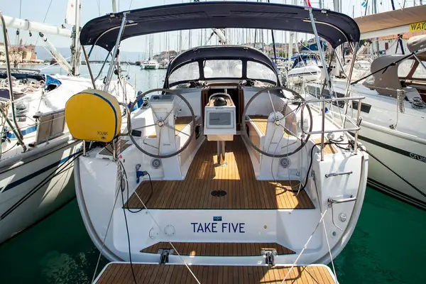 Take Five - Bavaria Cruiser 34
