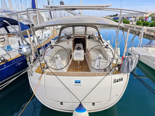 Hana - Bavaria Cruiser 37