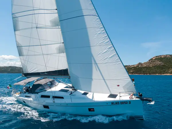 Atena - Hanse 508