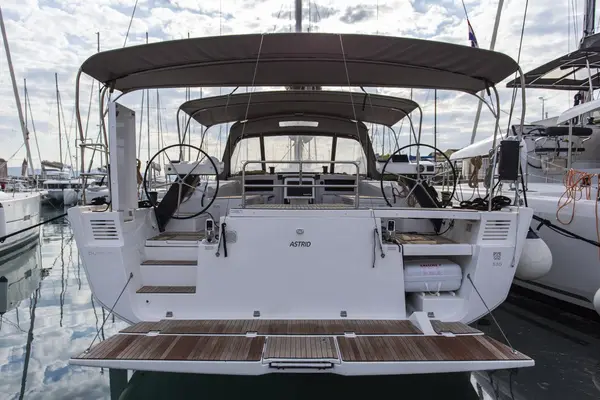 Astrid - Dufour 530