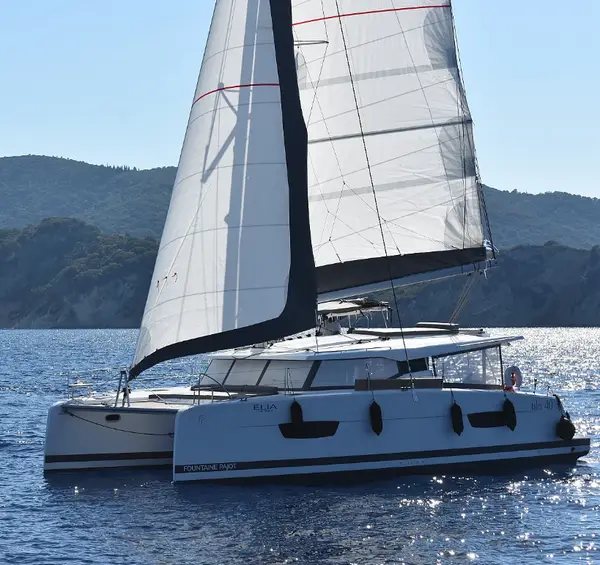 Elia - Fountaine Pajot Isla 40