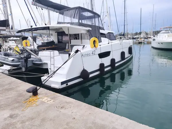 Ooga Chaka - Fountaine Pajot Astrea 42