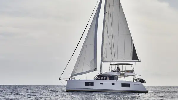 Cadenza - Nautitech 46 Fly